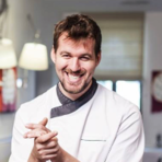 Цветомир Николов