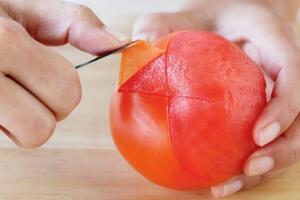 Лесен начин за белене на домати