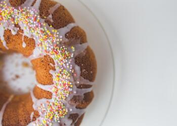 Великденски сладки изкушения по света, за които не знаеш