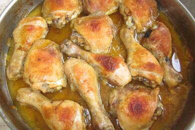 Задушено пиле с картофено пюре