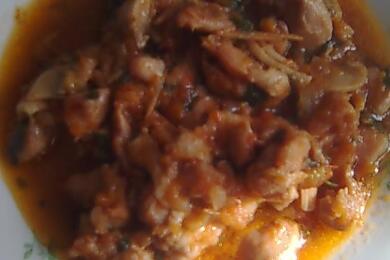 Кавърма от пилешко с гъби и чушки