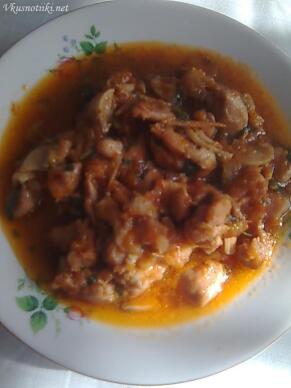 Кавърма от пилешко с гъби и чушки