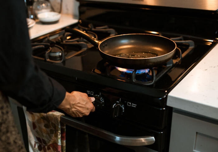 Какво значи "силна", "умерена" и "ниска" температура в рецептите?