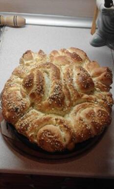 Питка със сирене и семена