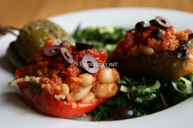 Пълнени  чушки с боб 