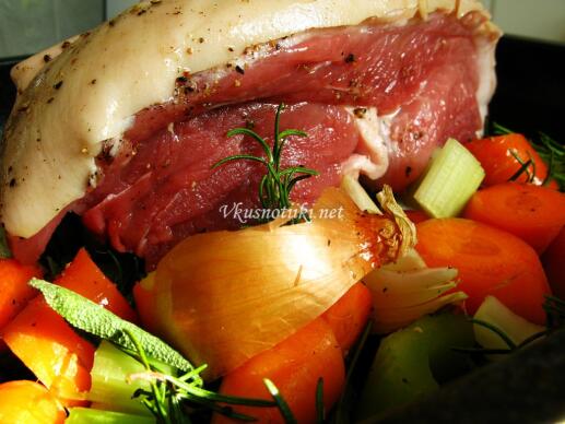 Свинско месо със зеленчуци II