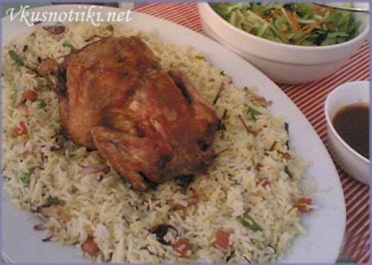 Подлучено пиле с ориз