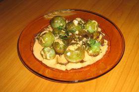 Пържени зелени доматчета със сос от майонеза и горчица