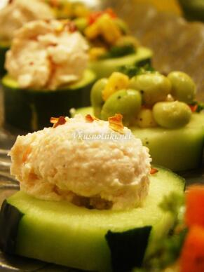 Пълнени краставици