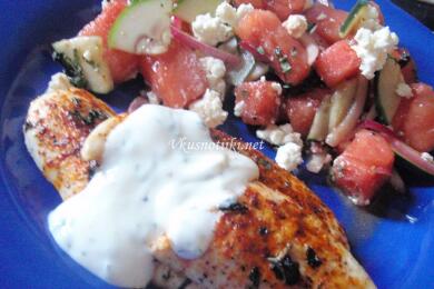 Пиле със сос