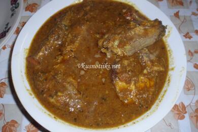 Шаран със сос