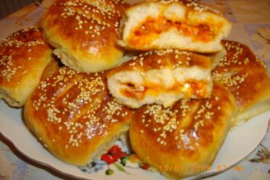 Пълнени питки