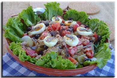 Салата с риба тон