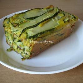 Тиквички с яйца и сирене