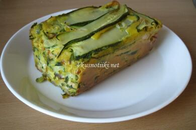 Тиквички с яйца и сирене