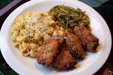 Пилешки хапки със сусам