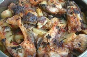 Шаран с картофи на фурна