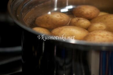 Варени картофи с масло