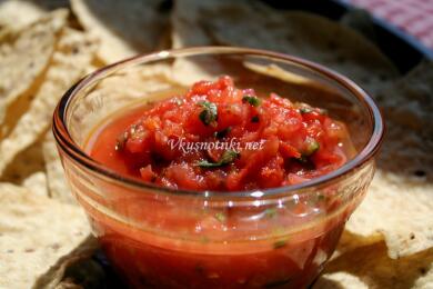 Чушки с доматен сос