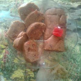 Лукумен сладкиш с орехи и какао