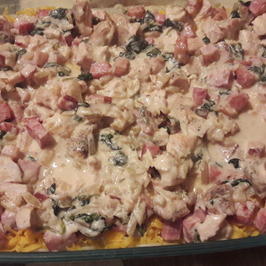 Спагети с пиле и бекон на фурна