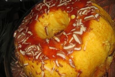 Кекс от крем карамел и кроасани