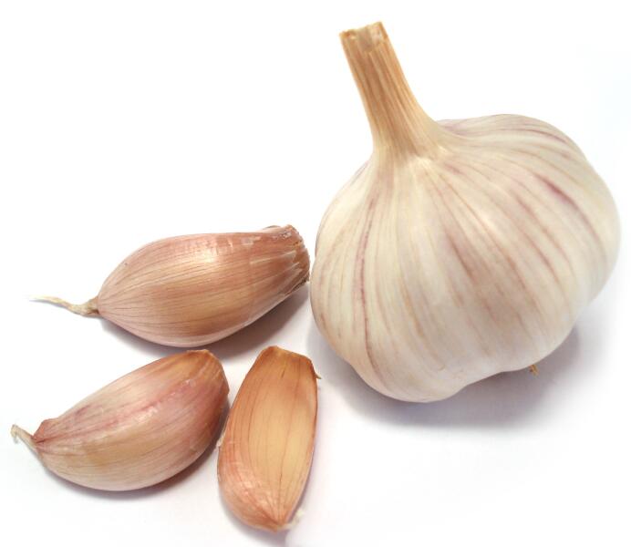 Обелете чесъна за няколко секунди