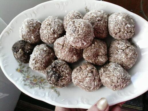 Домашни бонбони Рафаело с банани