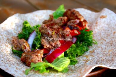 Агнешки кебап