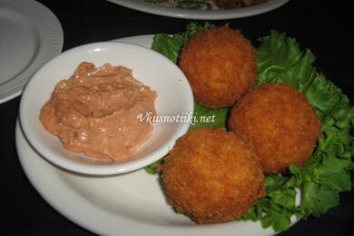 Кюфтенца от кашкавал и сирене