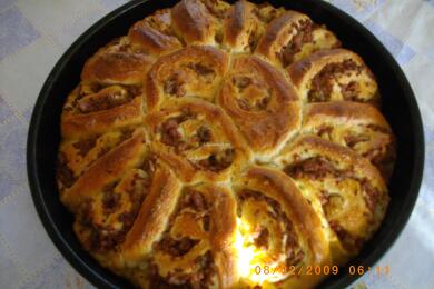 Питка с кайма и праз