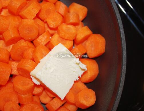 Задушени моркови