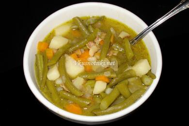 Чорба от зелен фасул