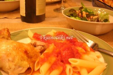 Пиле с домати