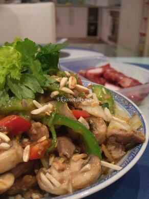 Свинско месо със сурова туршия