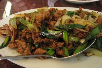 Агнешко с пресен лук