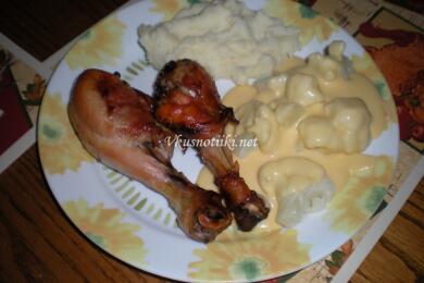 Пилешки бутчета с кашкавал