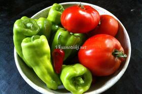 Чушки с доматен сос