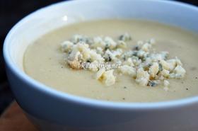 Картофена супа със сирене