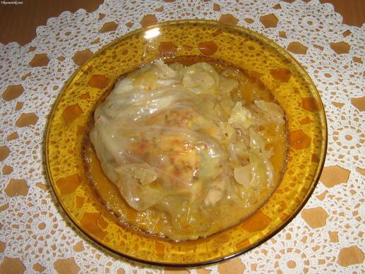 Пиле в подправки и зелев лист