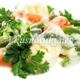 Зеленчуци в сметанов сос