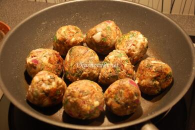 Пълнени кюфтета