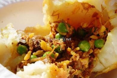 Кюфтенца от картофи-пълнени с кайма