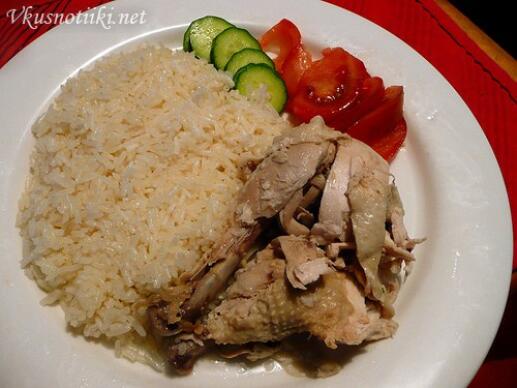 Печено пиле с ориз на фурна