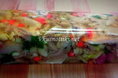 Желирано пиле