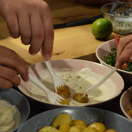 Лесни сосове за салати и картофи