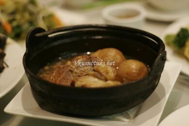 Пържоли с гъби в гювеч