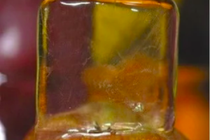 Как да направим кристално чисти кубчета лед?