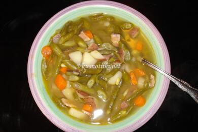 Чорба от зелен фасул