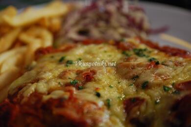 Запечени пилешки бутчета